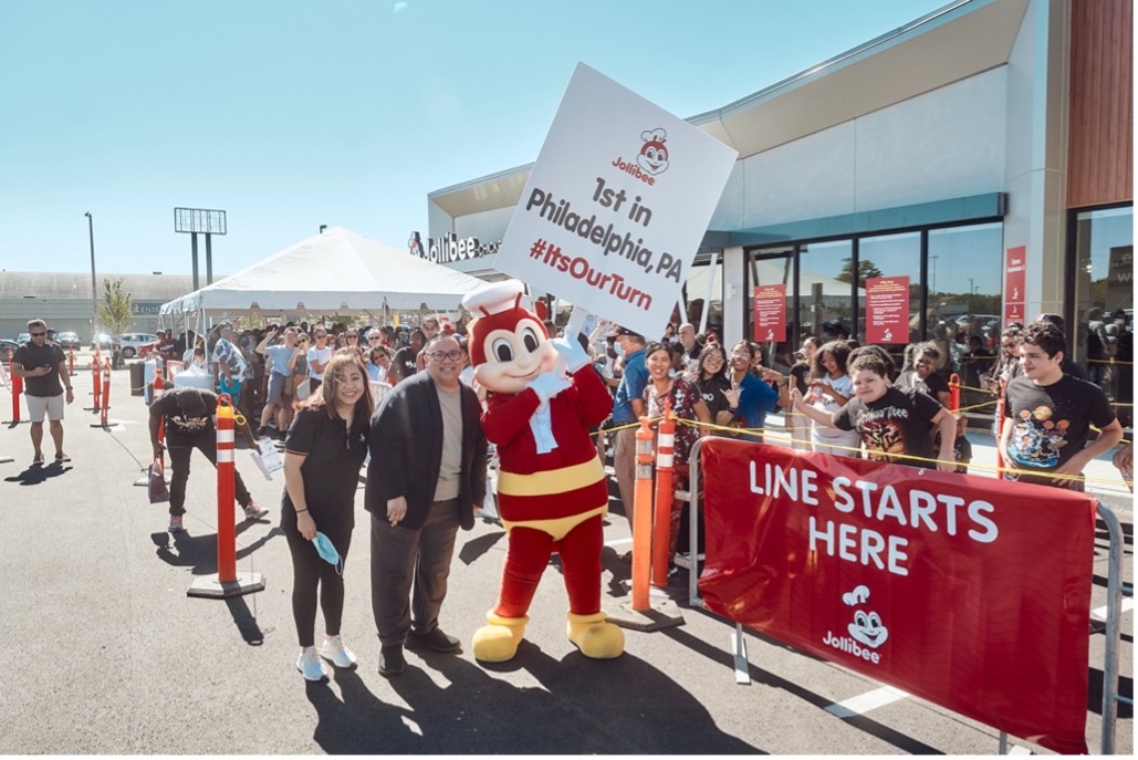 Jollibee Opens First-Ever Store in Philadelphia | FlingerosPhilippines.com