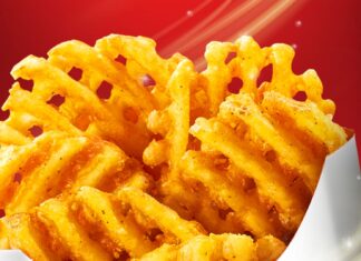 This holiday season, Jollibee gives a delicious and exciting snacking experience with the comeback of its Crisscut Fries!