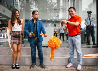 Xiaomi Rings in the Christmas Spirit with Xiaomi Pop Concert, New Store, and More!