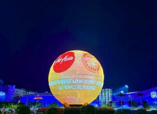 MOA Globe Lights Up as AirAsia Philippines Celebrates 16th Skytrax Win with Fares from as Low as PHP116