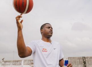 Red Bull Athlete Lethal Shooter Celebrates PH Basketball, Inspires Local Hoopers with Historic Rooftop Shot